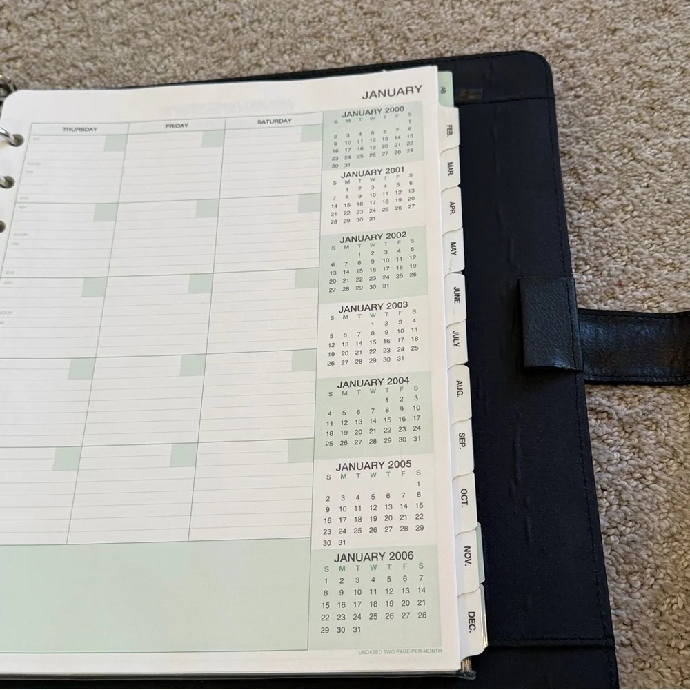 Day Timer Smooth Black Leather 7 Ring Planner Snap Close w/ Inserts 2000 Vintage